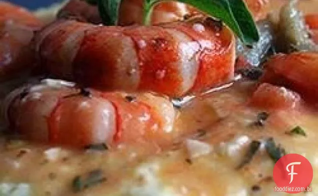 Grãos de queijo de alho com camarão