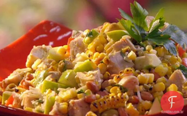 Salada picada mexicana com vinagrete de cominho torrado