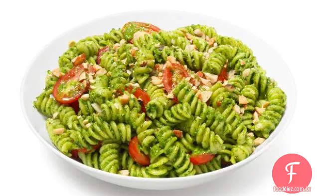 Fusilli Com Pesto De Espinafre