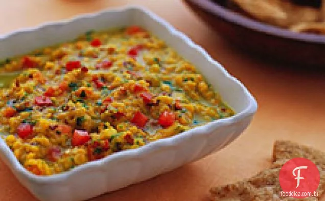 Vermelho quente-lentilha Dal com Chips Pita