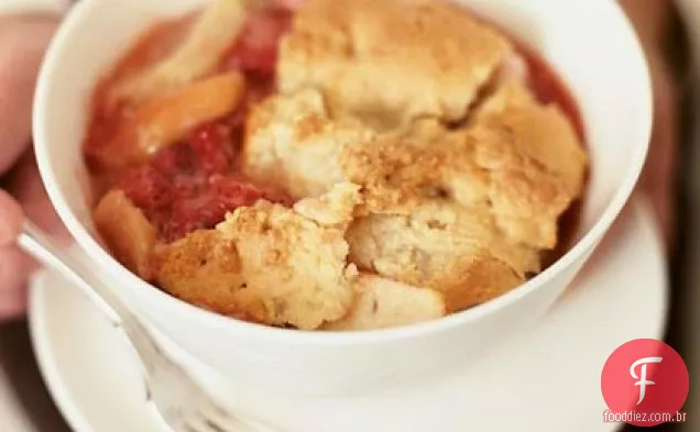 Morango-Maçã Macaroon Crumble