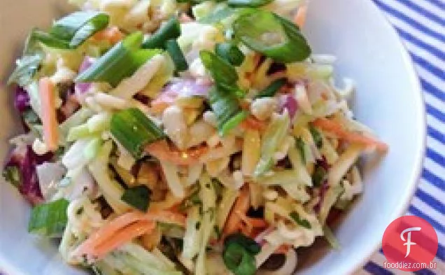 Donna Leigh cremosa brócolis Slaw