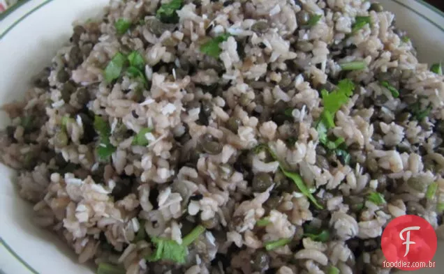 Lentilhas E Basmati Com Tamarindo, Coco, Coentro E Preto
