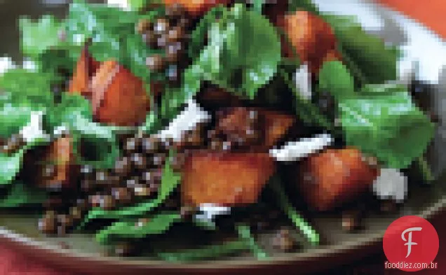 Salada temperada de abóbora, lentilha e queijo de cabra