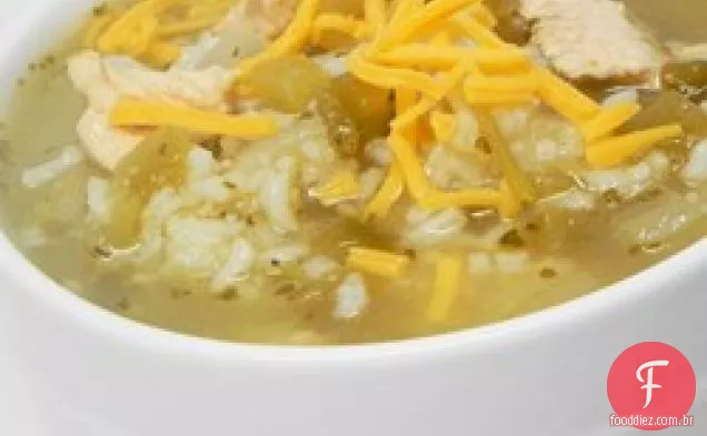 Sopa verde de frango e arroz do Chile