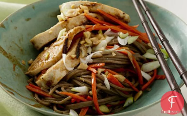 Frango Hoisin Com Macarrão Soba