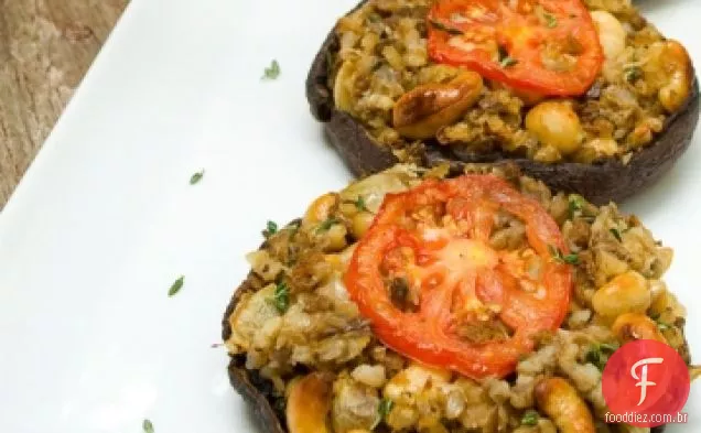 Cogumelos Portobello recheados com colheita