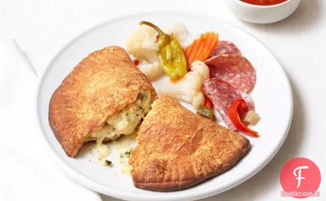 Calzones De Três Queijos