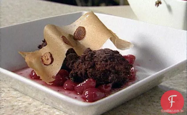 Beignets de chocolate cereja com cerejas cozidas de baunilha