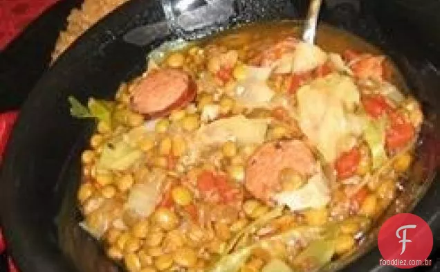 Sopa de lentilha e linguiça defumada