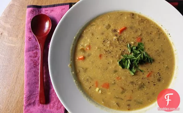 Sopa De Lentilha De Coco Com Curry