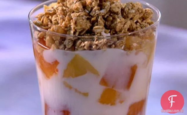 Fruta Tropical Parfait