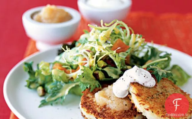 Salada de inverno com pistache e damascos secos