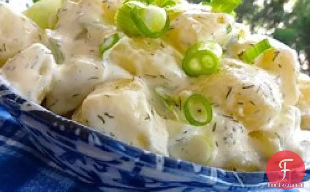 Salada de batata fácil com endro