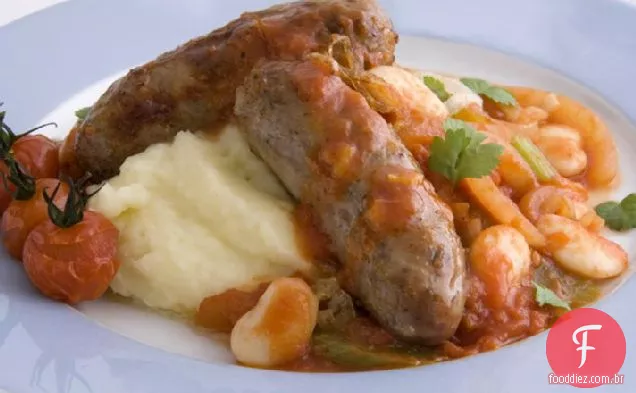 Salsichas com feijão de Lima