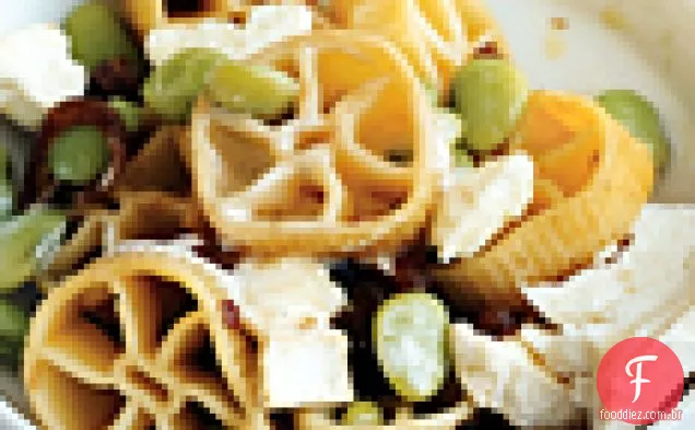 Wagon-Wheel Pasta & Queijo De Cabra