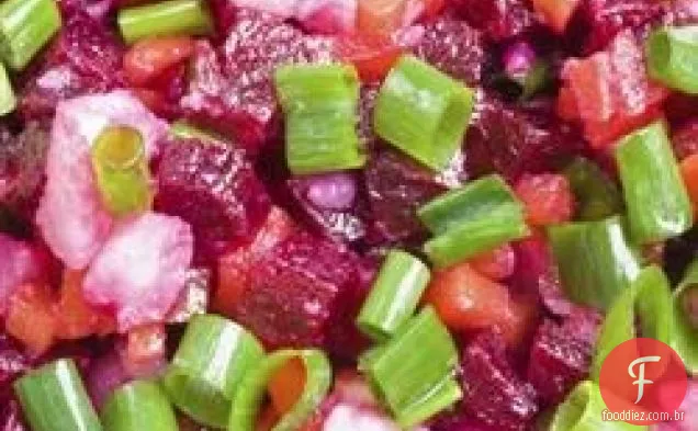 Salada russa de beterraba e batata