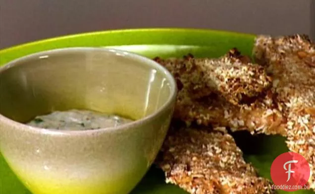 Dijon, Saltine e trigo germe Crusted frango dedos com molho Rancho