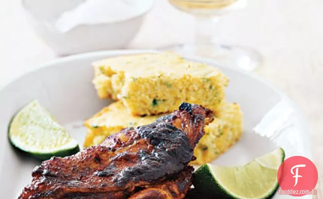 Jerk frango com pão de milho