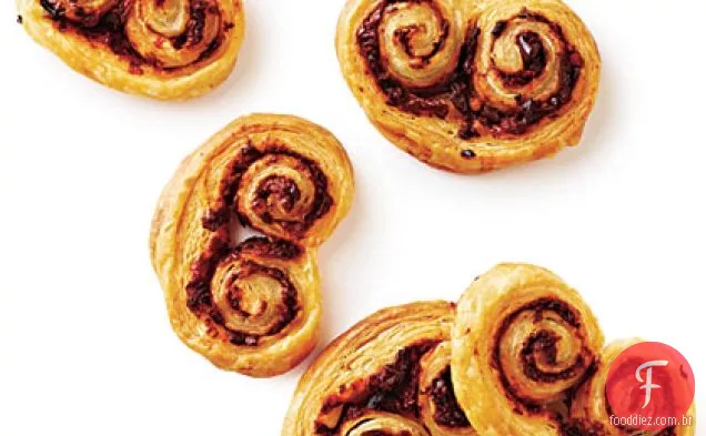 Palmiers De Tomate Secos Ao Sol