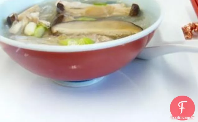 Sopa De Vermicelli De Feijão Mungo