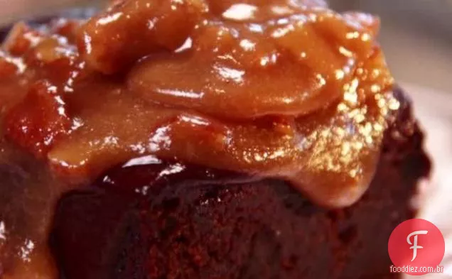 Praline Brownies com Praline Frosting