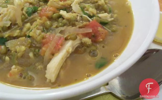 Sopa Picante De Feijão Mungo