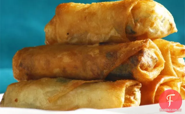 Mini eggrolls vegetariano frito (cha gio Chay em Vietnamita)