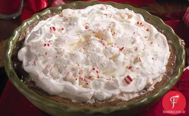 Fudgy Chocolate Malte-Peppermint Pie
