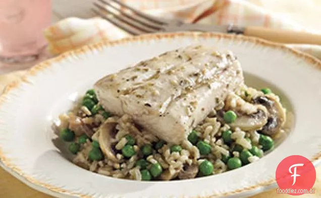 Alabote Mediterrâneo com Pilaf de arroz com cogumelos