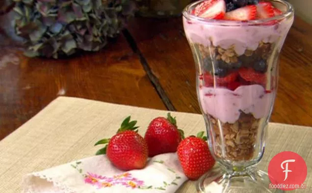 Iogurte De Frutas Parfait