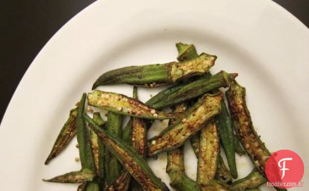 Quiabo temperado torrado em frigideira