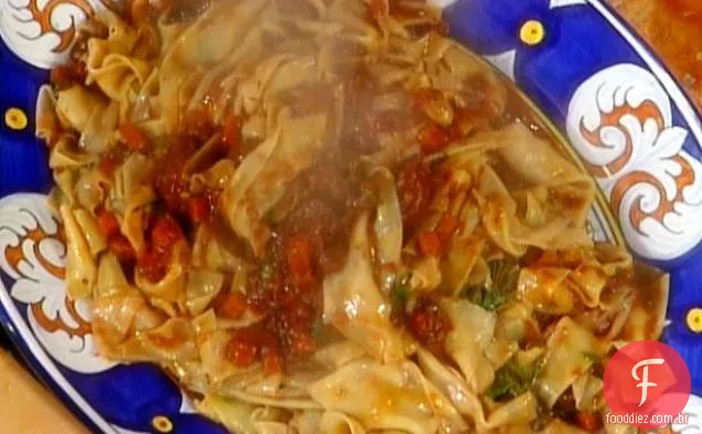 Pappardelle com javali Ragu