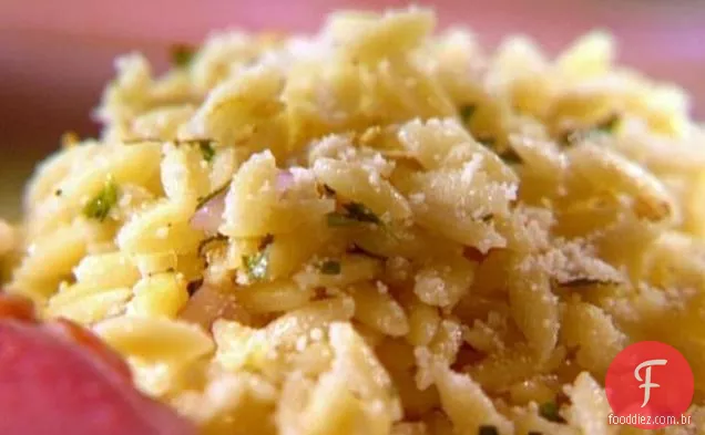 Parmesão Herbed Orzo