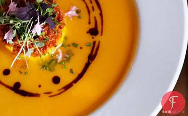 Sopa de cenoura e pastinaga