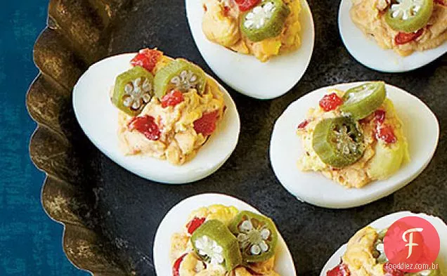 Smoky Pimiento Queijo Deviled Ovos