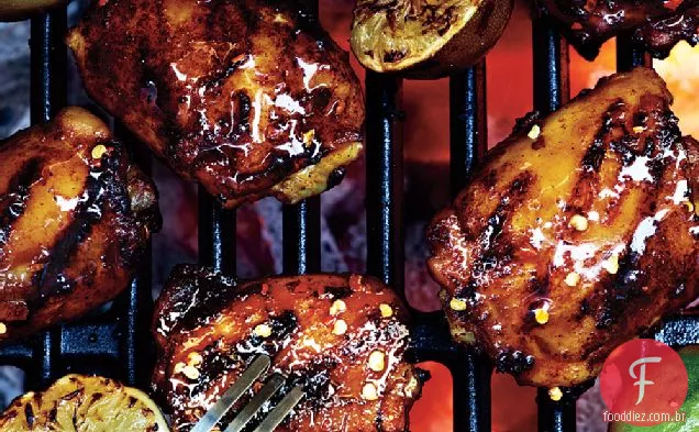 Coxas de frango grelhadas com cobertura de Anacho-Tequila