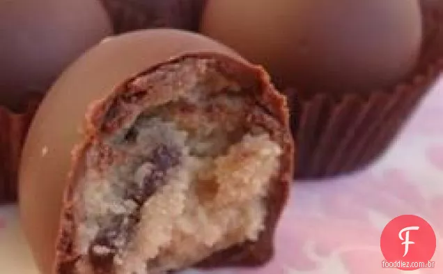 Bolas Congeladas Da Massa Do Biscoito Da Microplaqueta Do Chocolate