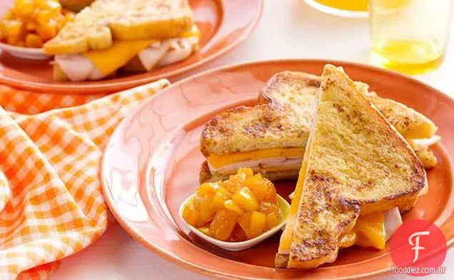 Torrada francesa-wiches com Chutney quente rápido
