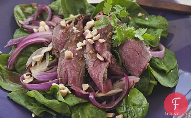Bife Asiático grelhado e Salada De Espinafre