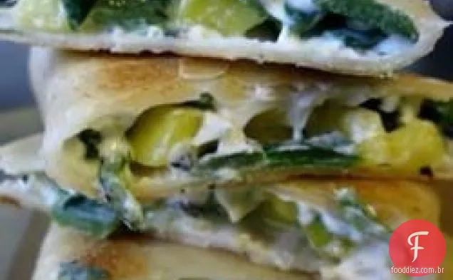 Pimenta poblano grelhada e quesadillas de Manga