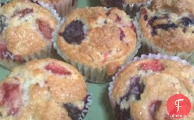 Muffins De Morango E Mirtilo