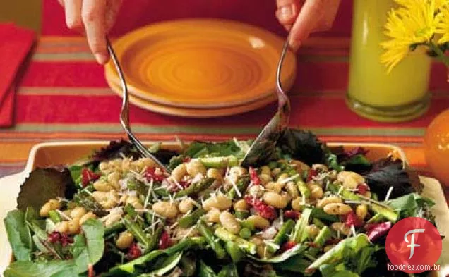 Salada de feijão e aspargos brancos