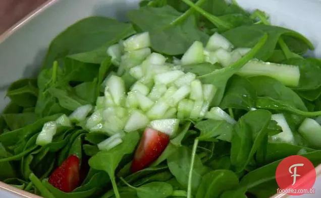 Salada de espinafre e morango