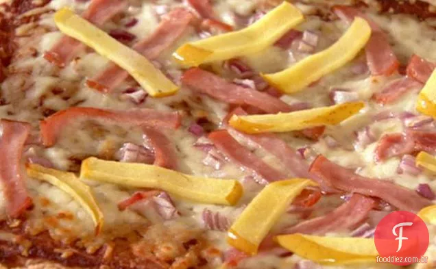 Bacon canadense, cebola doce e Pizza de maçã