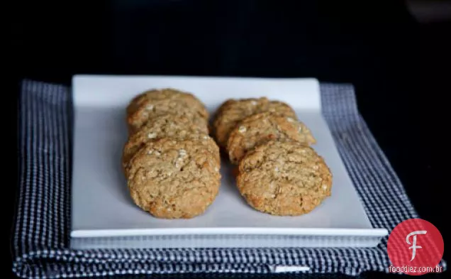 Biscoitos De Aveia Com Manteiga De Amendoim