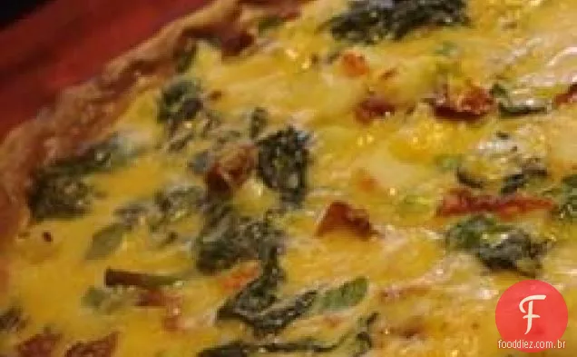 Surimi, espinafre e quiche de pimenta vermelha assada