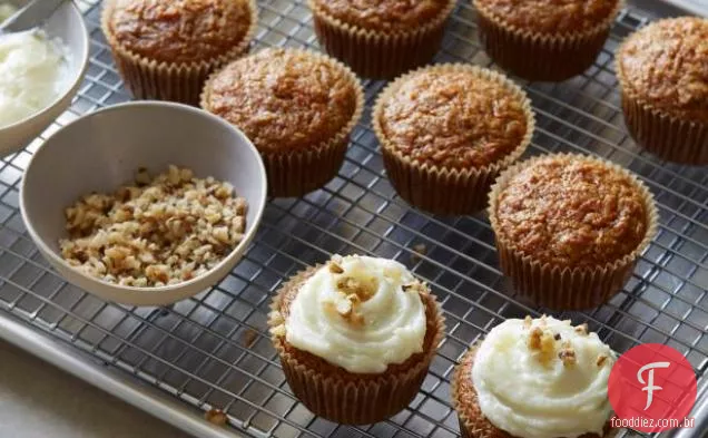 Cupcakes de cenoura com cobertura de Cream Cheese