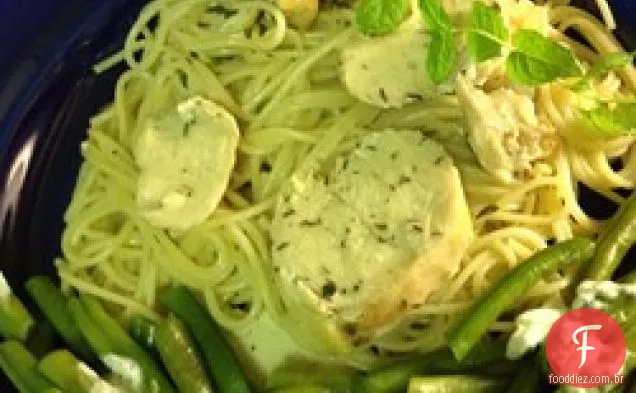 Tomilho Menta Frango Macarrão