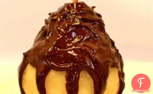 Peras cobertas com Chocolate
